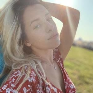 Meet your Posher, Cristina